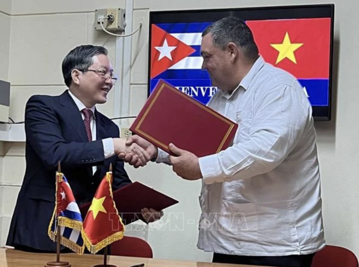 Vietnamese, Cuban farmers’ associations bolster cooperation